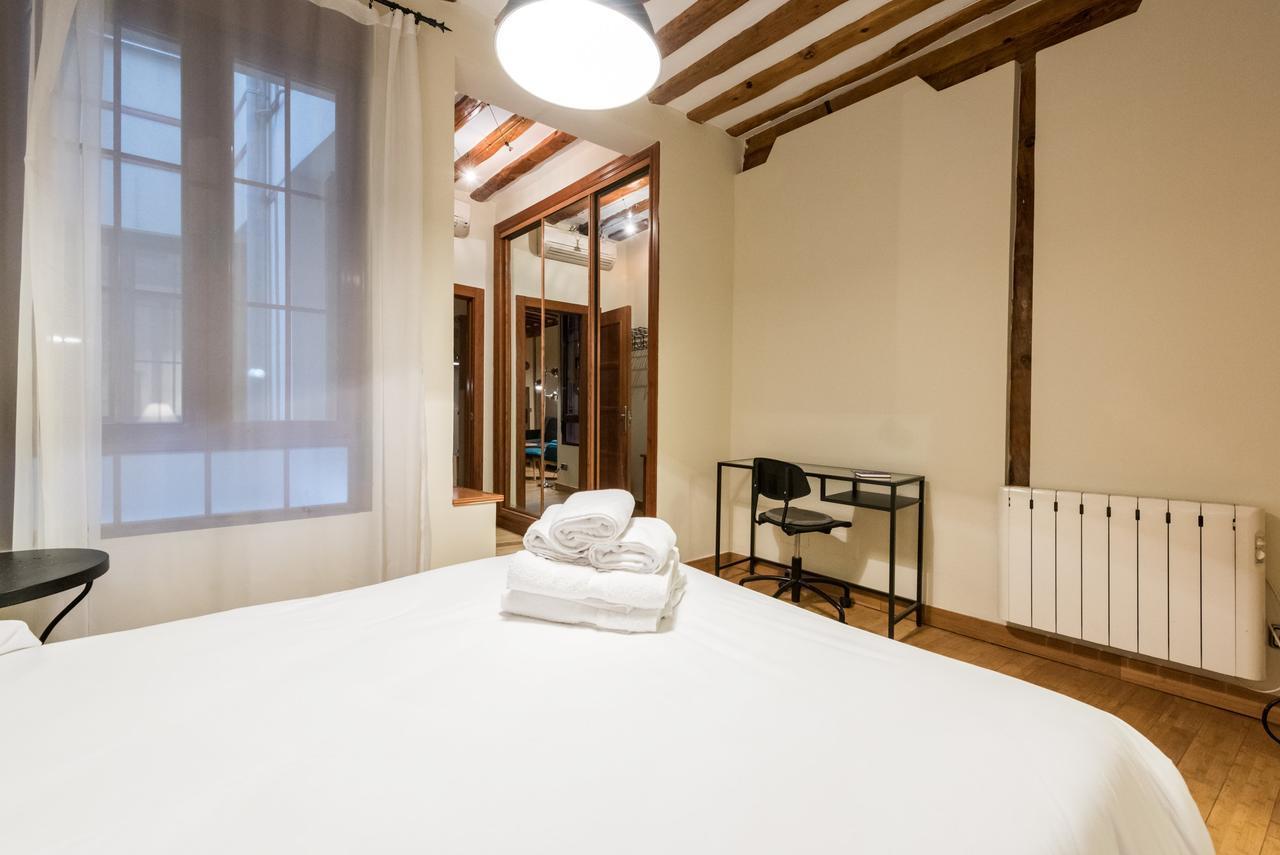 Latina Apartment มาดริด ภายนอก รูปภาพ