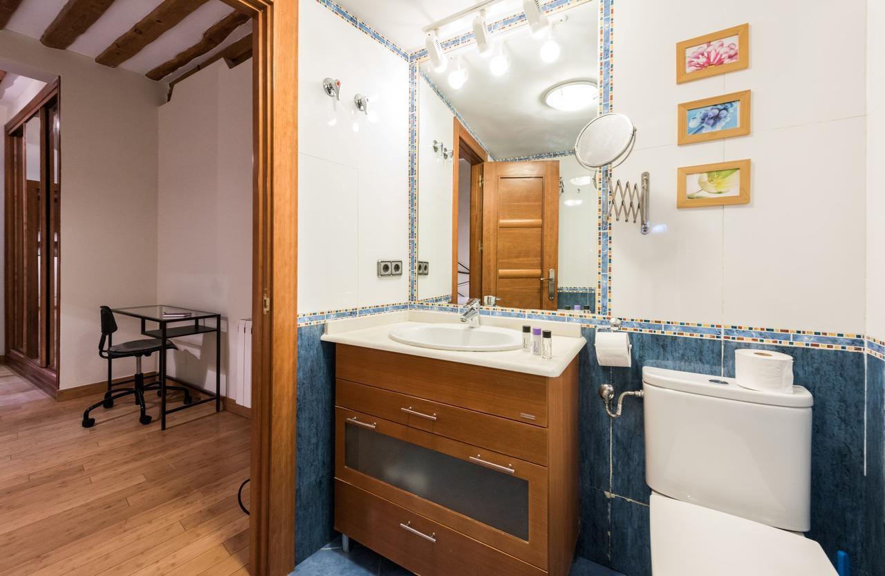 Latina Apartment มาดริด ภายนอก รูปภาพ